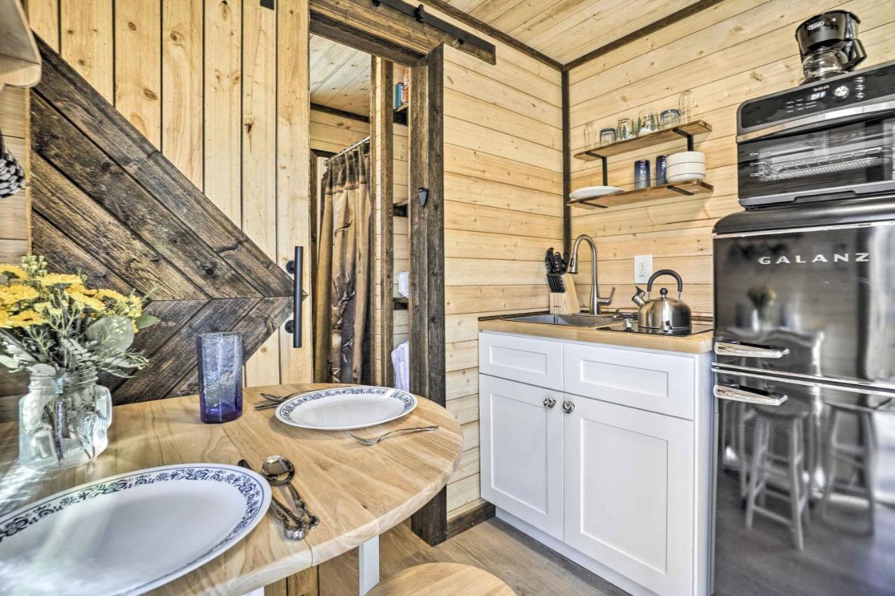 Tiny Home With Hot Tub By Mohican State Park! Loudonville Buitenkant foto