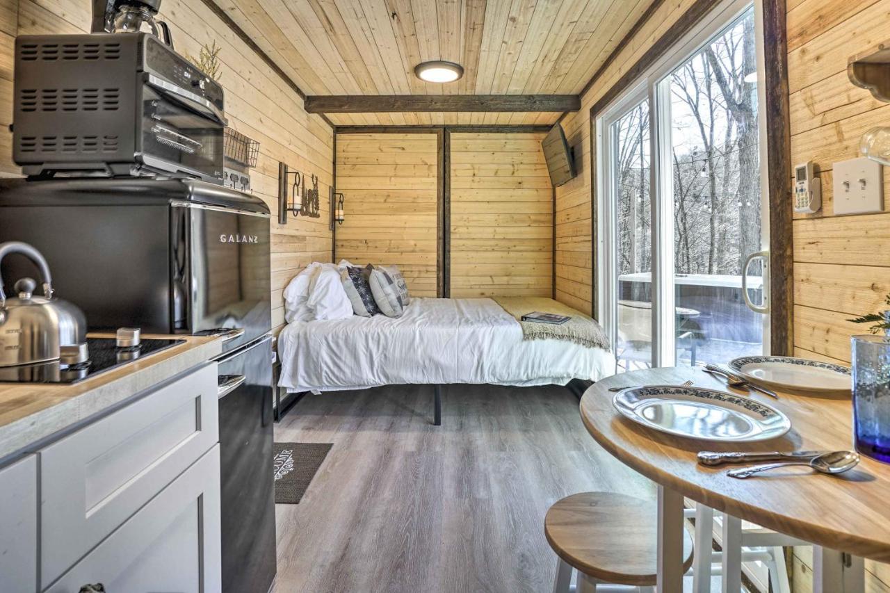 Tiny Home With Hot Tub By Mohican State Park! Loudonville Buitenkant foto