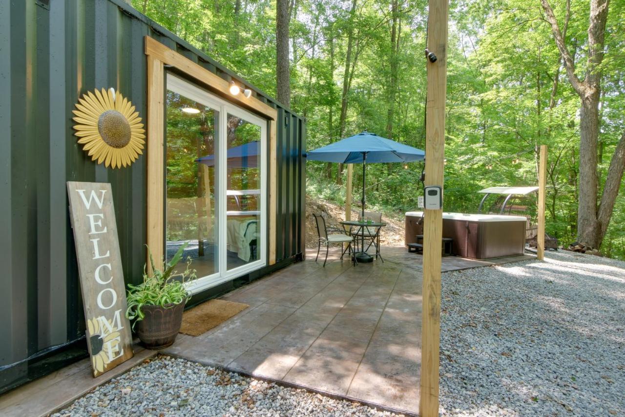 Tiny Home With Hot Tub By Mohican State Park! Loudonville Buitenkant foto