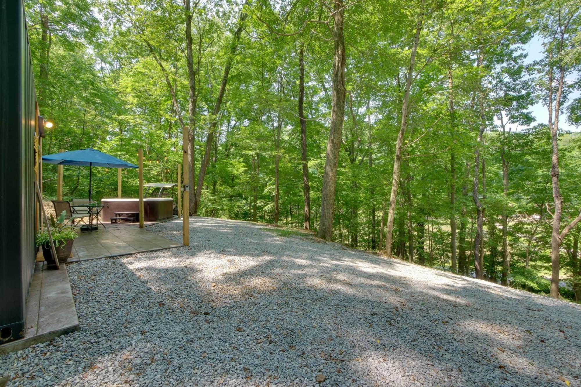 Tiny Home With Hot Tub By Mohican State Park! Loudonville Buitenkant foto