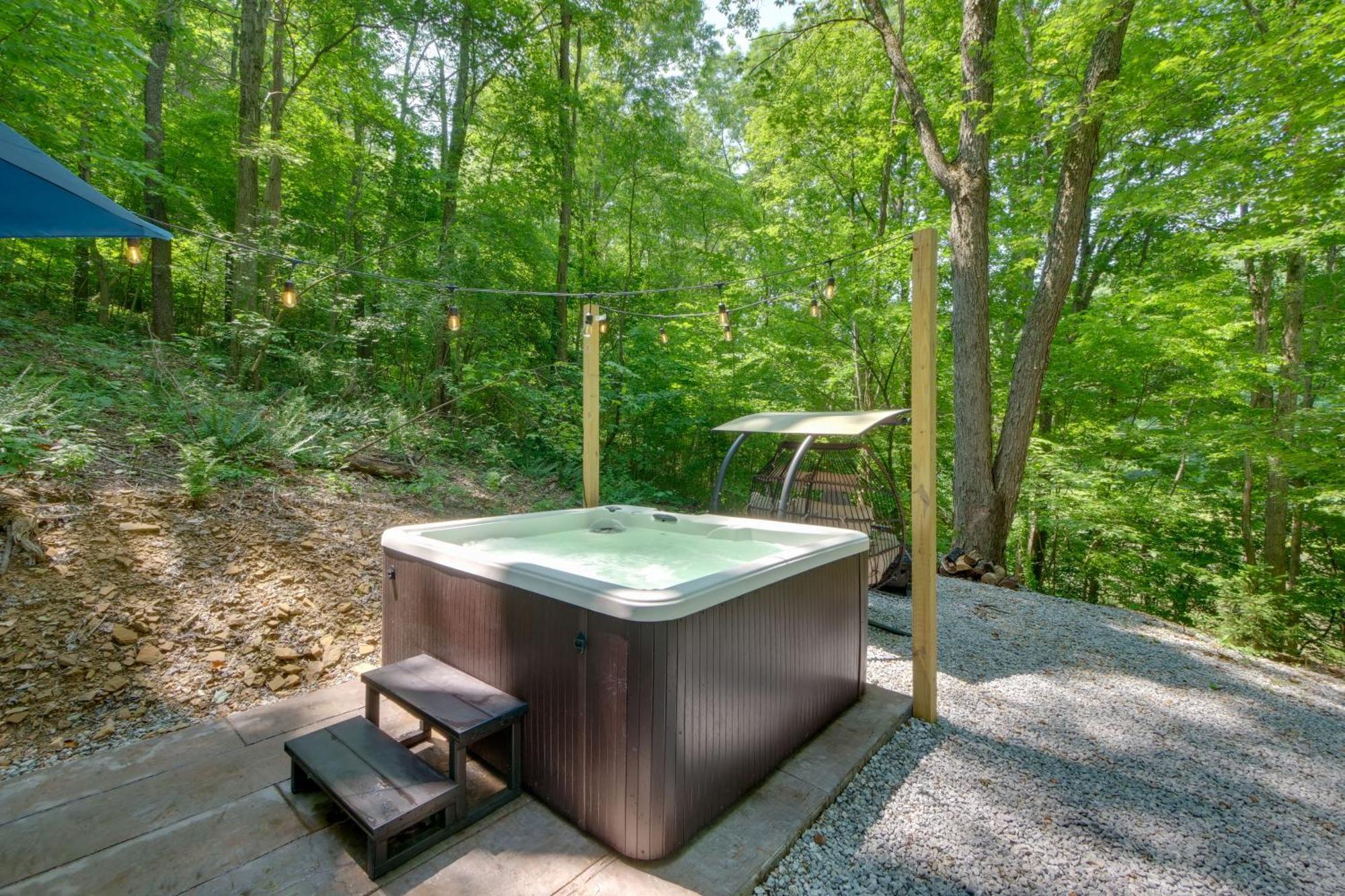 Tiny Home With Hot Tub By Mohican State Park! Loudonville Buitenkant foto